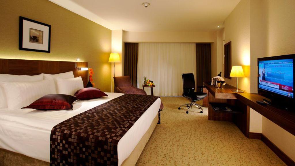 Crowne Plaza Istanbul Harbiye