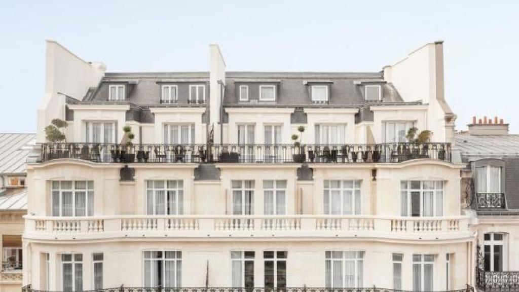Maison Astor Paris Curio Collection by Hilton