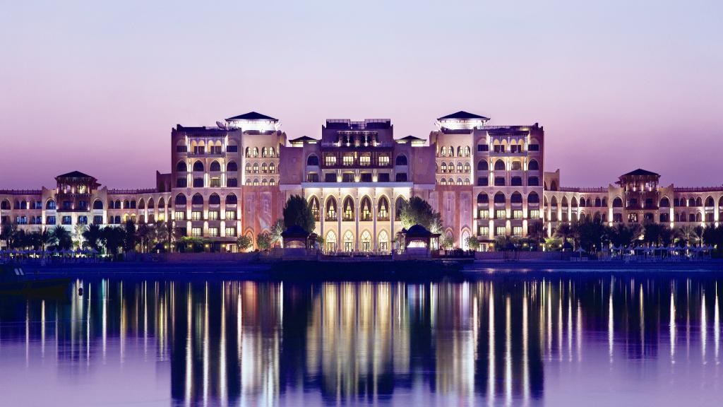 Shangri-La Qaryat Al Beri