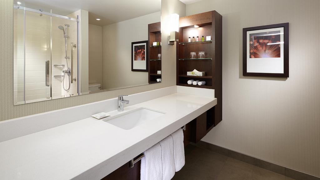 Delta Hotels Montreal