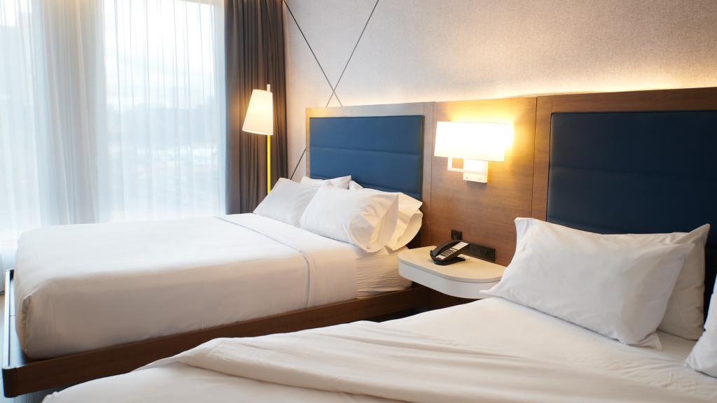 Hampton Inn by Hilton Montreal Downtown