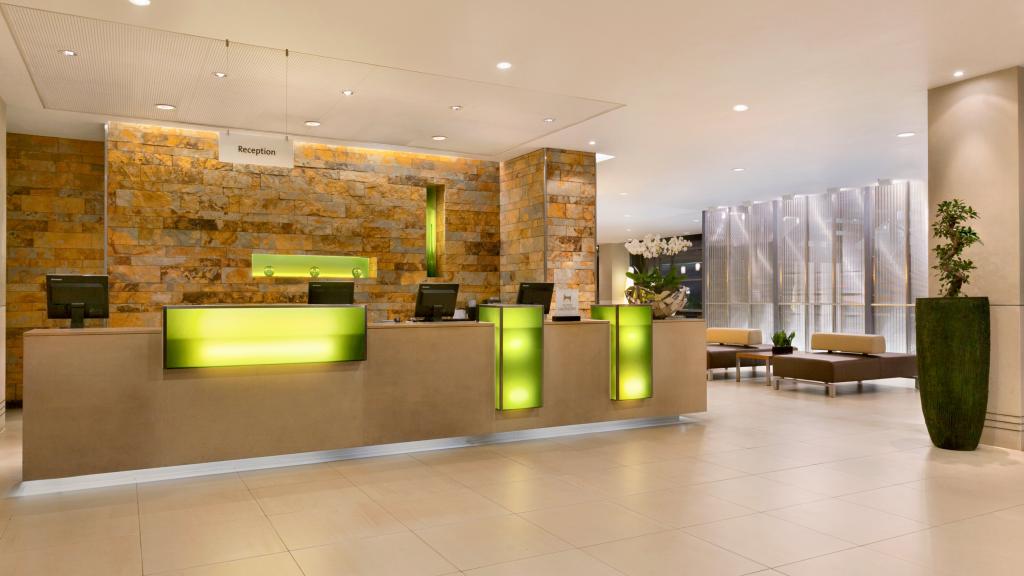 Hilton London Canary Wharf
